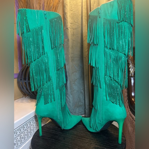 NWOT - Green dressy rhinestone Fringe boots - Picture 4 of 10